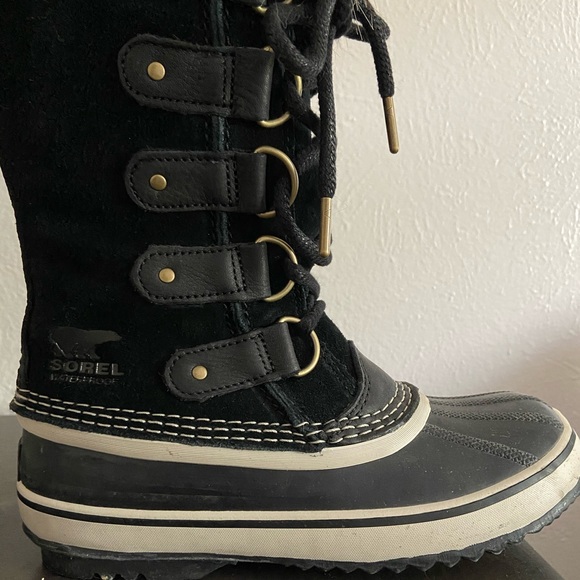 Sorel Joan of Arctic Boots - Picture 9 of 13